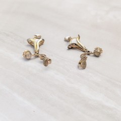 Vintage Clip On Earrings Gold Tone & White Stylish Dangle Drop Earrings