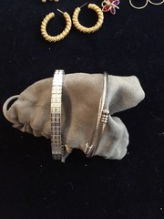 Vintage Jewelry EARRINGS – SILVER & GOLD TONE Necklaces And Bracelets