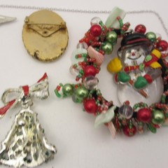 Vintage Christmas Jewelry Lot Angel Snowman Tree Wreath Ornament Star