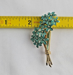 Vtg Pastelli Enamel and Goldtone Brooch Blue Teal Floral Flower Bouquet 2 inches