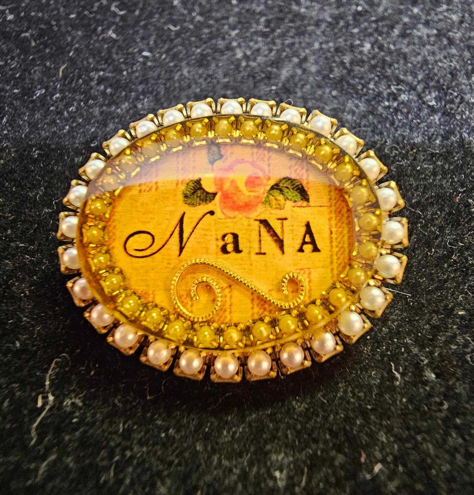 vtg Maximal Art Victorian “Nana Rose w Faux Pearl Brooch Pin Goldtone- S81