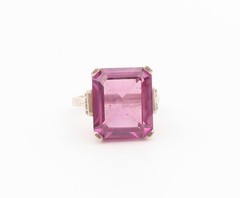 925 Sterling Silver Vintage Ring Classic Pink Topaz Solitaire Sz 7.5 RG36424