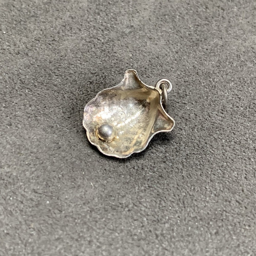 Vintage Silver Oyster Shell With Silver Pearl 925 Sterling Dangle Charm Pendant