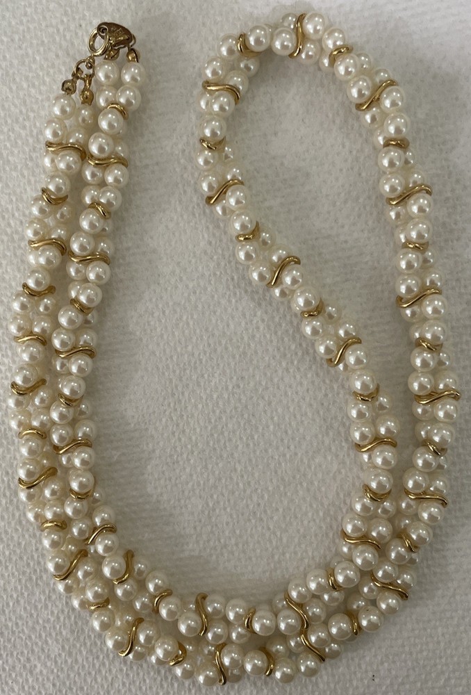Vintage Trifari 1980s? Braided Faux Pearl Necklace Gold Tone Trim Excellent 28”