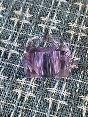 VTG Kitsch Light Purple Clear Striped Lucite Acrylic Plastic Resin Ring