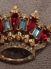 Vintage CORO brooch, 1940s–1950s