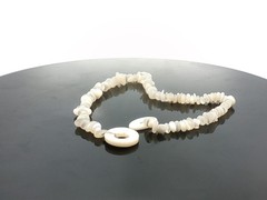 Vintage Natural Shell Necklace White Heishi Beads Boho Beach Style Jewelry 12 In
