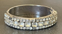 Vintage Crystal Octagon Rhinestone Rhodium Plate Hinge Bangle Bracelet 7 3/8”