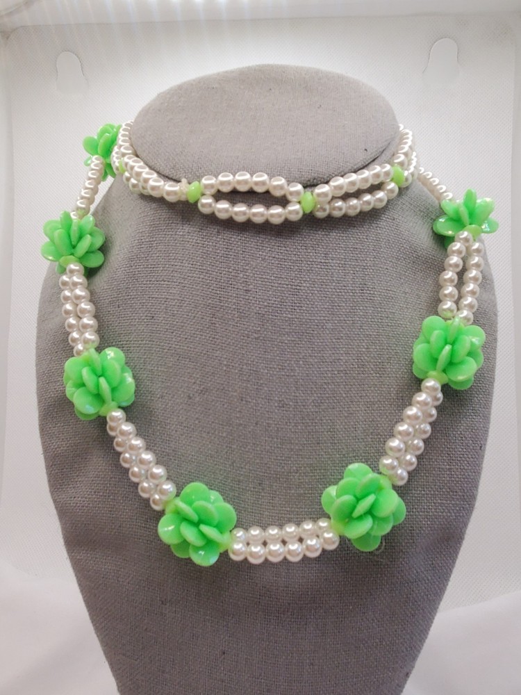 Vintage Handmade Lime Green Flower Cluster Necklace Craft