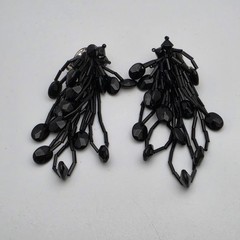 Vtg Black Bead Cha Cha Dangle Clip On Shoulder Duster Earrings Statement 3.25″