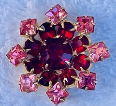Vintage Ruby Red & Pink Rhinestone Brooch Pin, Layered Starburst Gold Tone 1.25”