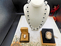 Antique jewelry lot Art Deco beads Deco Beautiful Cameo pin & ring