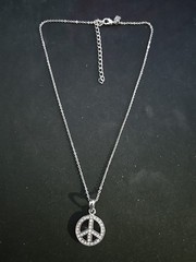 Vintage Lady Remington Lia Sophia Peace Symbol Necklace- Signed