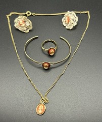 VTG Gold Tone Oval Cameo Jewelry Set Necklace Bracelet Ring Earrings for Child