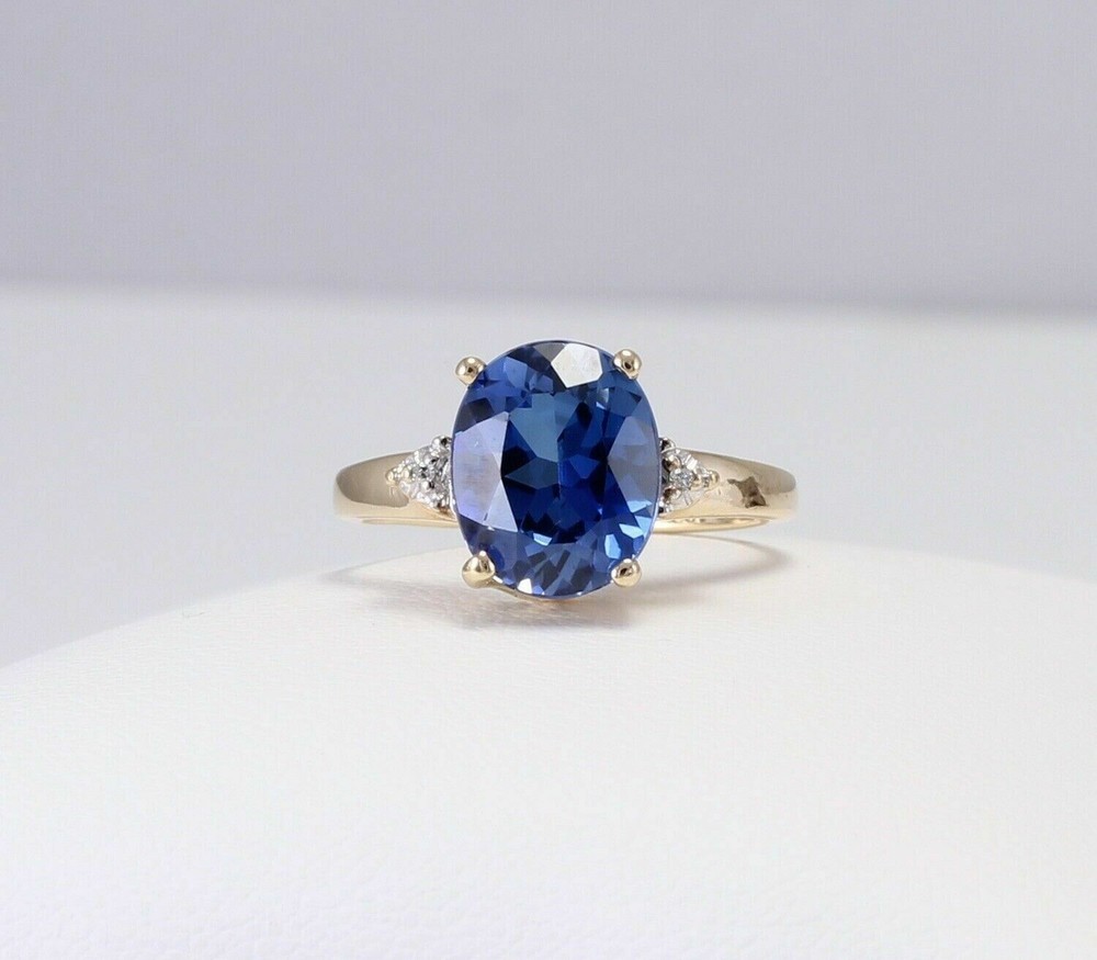 Beautiful Estate Yellow Gold Bright Blue Lab Sapphire & Diamond Ring 3 CTW