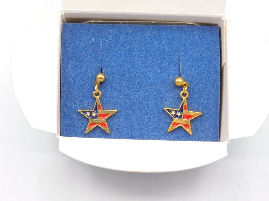 VINTAGE PIERCED EARRINGS~AVON/2002~ORIG BOX~AMERICANA STARS