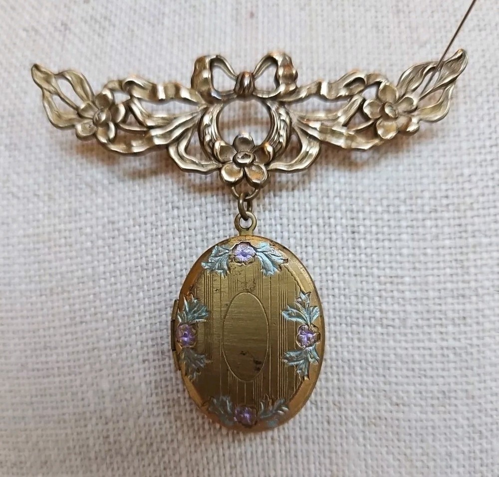 Vintage Locket Pendant Brooch with Flowers & Bow 2.5″ Wide & 2″ Long 441J