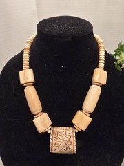 Vintage Kenya Hand-Carved Beaded Tribal Boho Necklace with Large Pendant 22″