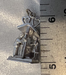 Sterling Silver 3D Wishing Well Charm Couple, Hearts, Vintage 9.3g 925