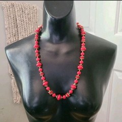 Vtg Four Chunky Beaded Necklaces 15-28″ Colorful Neutral Long Boho Classic Chic