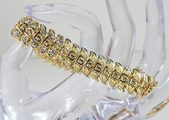 Vintage Gold Plated Chain Bracelet With Clear Crystal Accent 8.5 In Fold Clasp