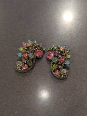 Vintage Signed 1951 Hollycraft Rhinestone Earrings Paisley READ K126