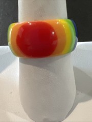 Vintage Lucite Plastic Ring Size 8.5