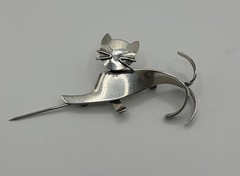 Vintage Beaucraft Sterling Silver Kitty Cat Pin, Good Condition