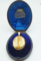 ANTIQUE ENGLISH 15K GOLD LOCKET PENDANT – MINT & BOXED c1880