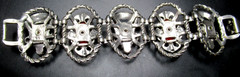 SELRO Asian Princess Red Cabochon Vintage Bracelet