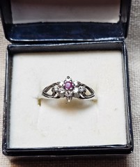 Vintage 925 Silver Ruby Cubic Zirconia Avon Heart Fashion Ring