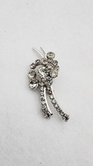 Vintage Rhinestone pronged brooch 2.5″