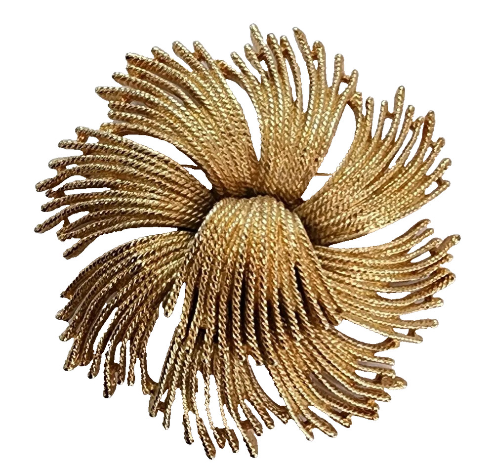 Monet burst textured gold metal pin brooch classic jewelry vintage MCM