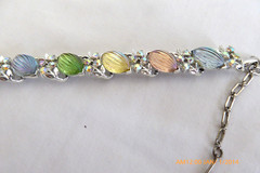 RARE LISNER IRIDESCENT RIBBED GLASS RHINESTONE FRUIT SALAD NECKLACE EARRINGS SET