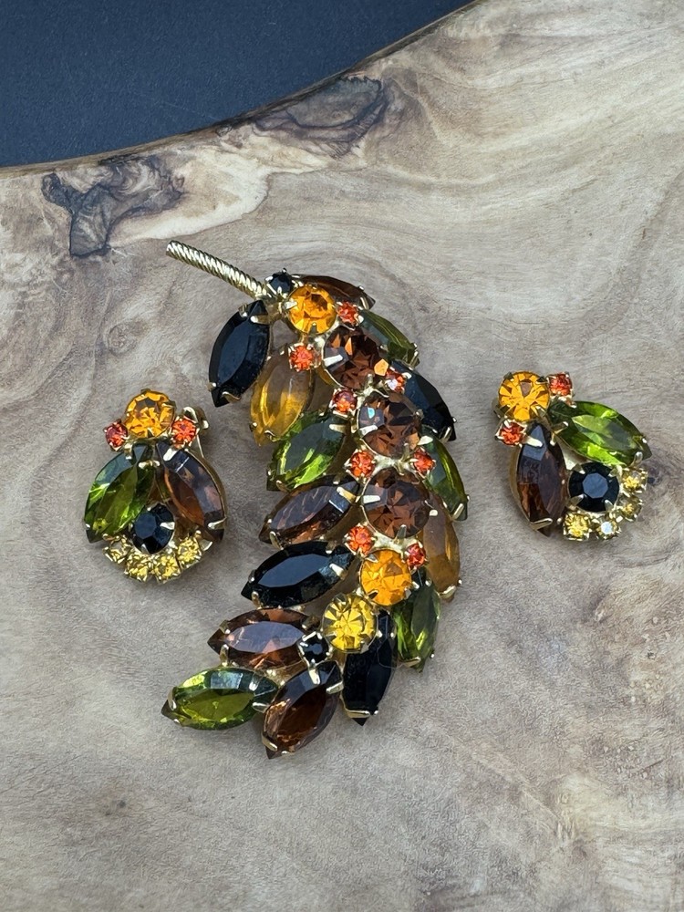 Juliana D & E DeLizza Elster Leaf Brooch / Pin and Clip-on Earring Set