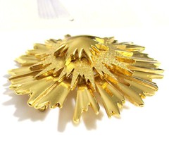 VTG LARGE 2 1/4″ SPIKY MONET GP TIERED “STARBURST” DOMED BROOCH PIN RUNWAY EXC