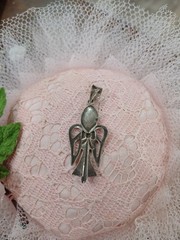 Vintage 925 Sterling Silver Angel Open Cut Bow Pendant PATINA