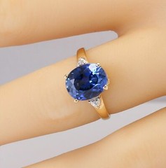 Beautiful Estate Yellow Gold Bright Blue Lab Sapphire & Diamond Ring 3 CTW