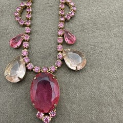 Vintage Art Deco Era Huge Raised Pink Faceted Oval Rhinestone Link Necklace