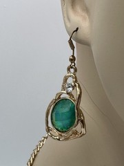 Stunning Vintage 1960’s-70’s Opaline Glass and Rhinestone Demi-Parure Set
