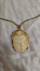 Kenneth Lane Signed Gold Tone Oval Cream Scarab Necklace & Ring Jewelry Set