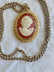 Vintage 23 inch Chain with retro style Victorian lady CAMEO