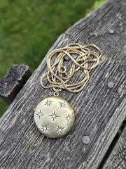Vintage Starburst Locket Necklace Gold Tone Chain Long Celestial Y2K