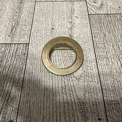 Circle Sunburst 1.25″ Brooch Pin Gold Tone Vintage