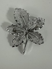 Vintage Sarah Coventry “Ivy” (1968) Brooch