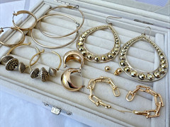 7 Pairs Of Gold Tone VTG Pierced Earrings LOT Enamel 1980s 1990s modern Art deco