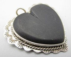 LOVELY 1 5/8″ JOAN SLIFKA STERLING BLACK ONYX DOUBLE SIDED HEART PENDANT