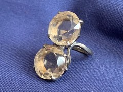 Vtg Ring Size 5.25 Band Costume Jewelry Round Smoky Quartz Look Stones *READ*