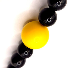 Jet Black w Bright Yellow Beaded Professional Necklace Steelers Colors 26 In