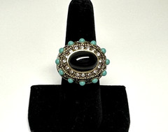 VINTAGE HEIDI DAUS BLACK, RHINESTONE, LIGHT BLUE ACCENTED SIZE 7.5 RING N223